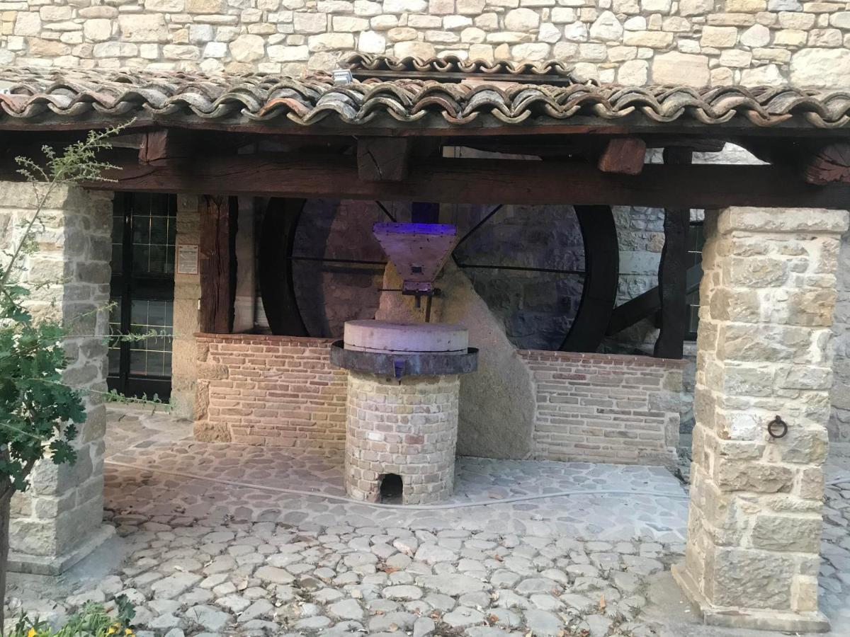 Hotel Lo Smeraldo Roccavivara Buitenkant foto